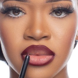 Lip Definer - Wife Material