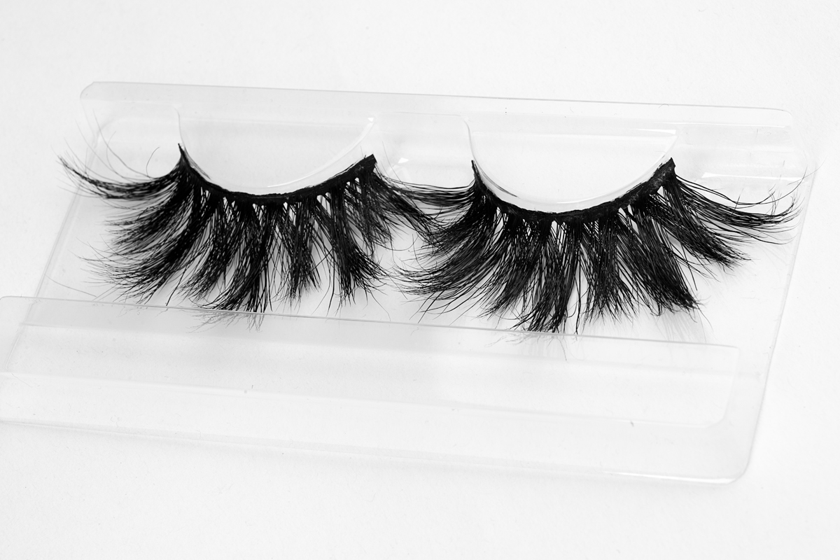 3D Faux Mink Lashes in LD04